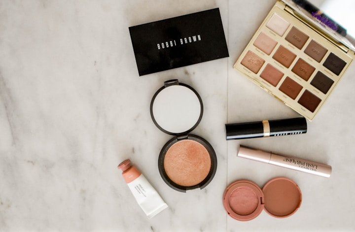 Makeup advertising creative for Digital Glamora
