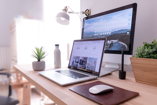 Digital Glamora creative workplace